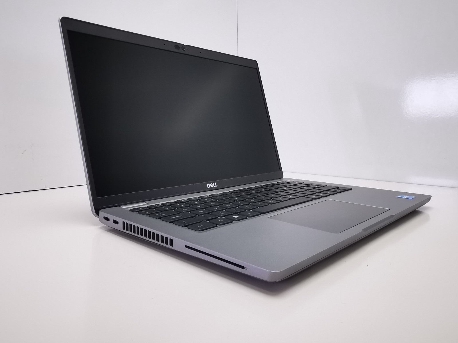 Dell Latitude 5430 14" Laptop - 12th Gen i5/8GB RAM/256GB NVMe SSD/Win 11 Pro