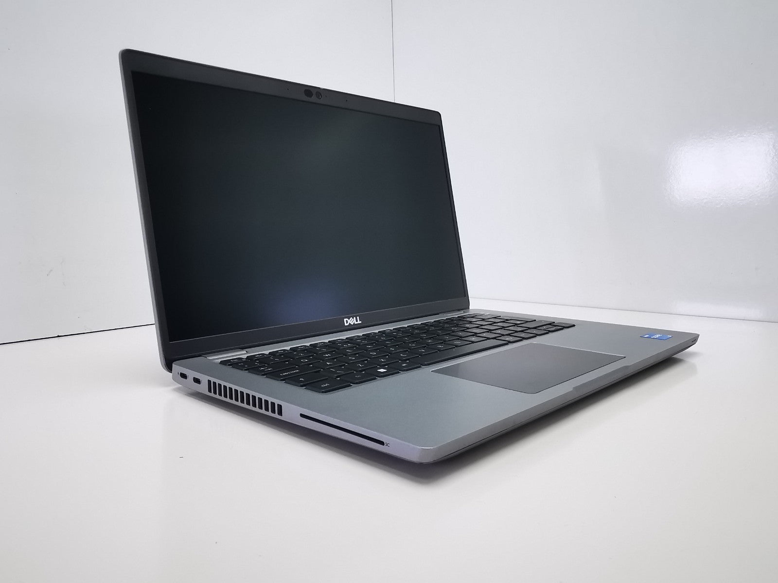 Dell Latitude 5430 14" Laptop - 12th Gen i5/16GB RAM/256GB NVMe SSD/Win 11 Pro