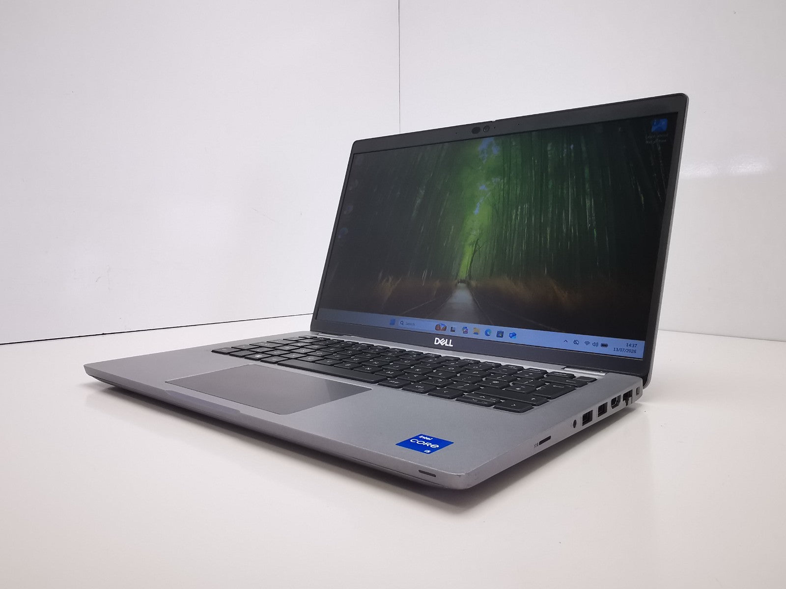 Dell Latitude 5430 14" Laptop - 12th Gen i5/8GB RAM/256GB NVMe SSD/Win 11 Pro
