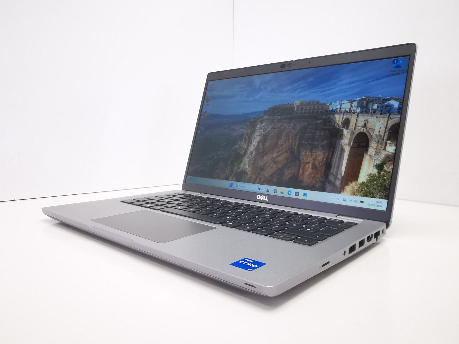 Dell Latitude 5430 14" Laptop - 12th Gen i5/8GB RAM/256GB NVMe SSD/Win 11 Pro