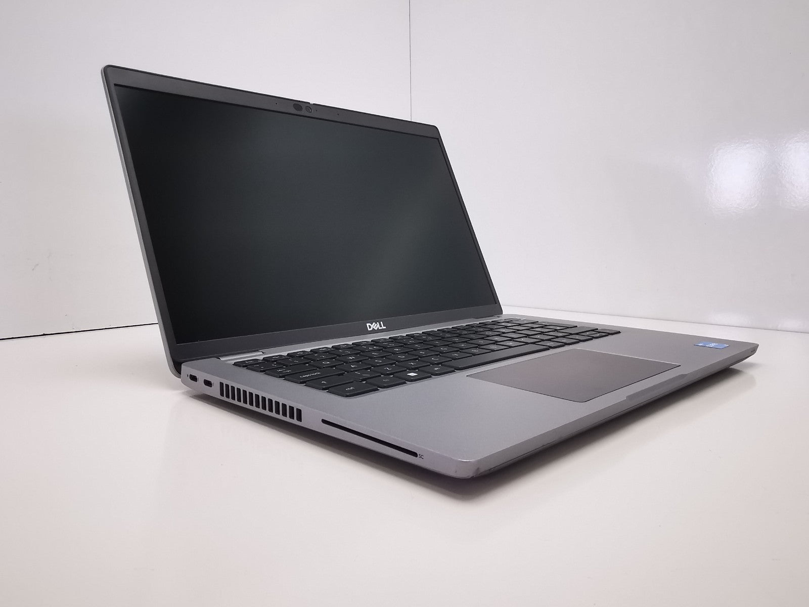 Dell Latitude 5430 14" Laptop - 12th Gen i5/8GB RAM/256GB NVMe SSD/Win 11 Pro
