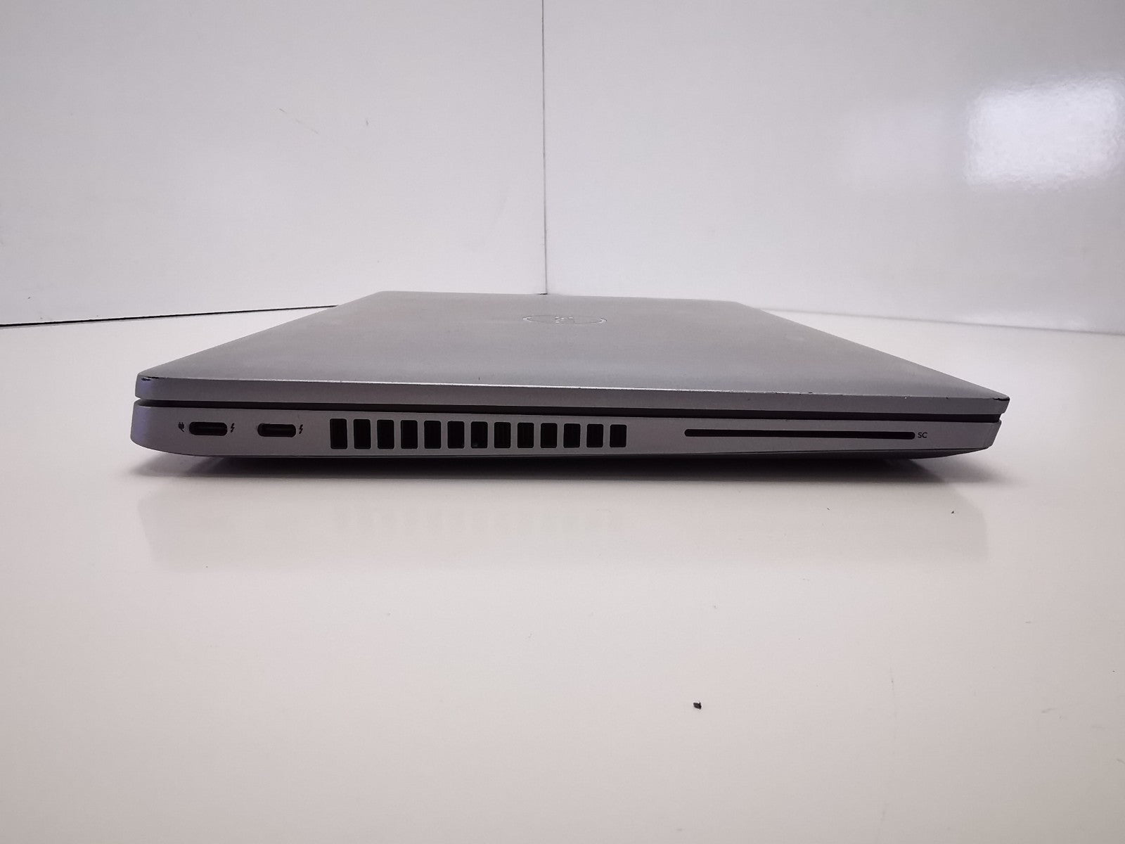 Dell Latitude 5430 14" Laptop - 12th Gen i5/16GB RAM/256GB NVMe SSD/Win 11 Pro