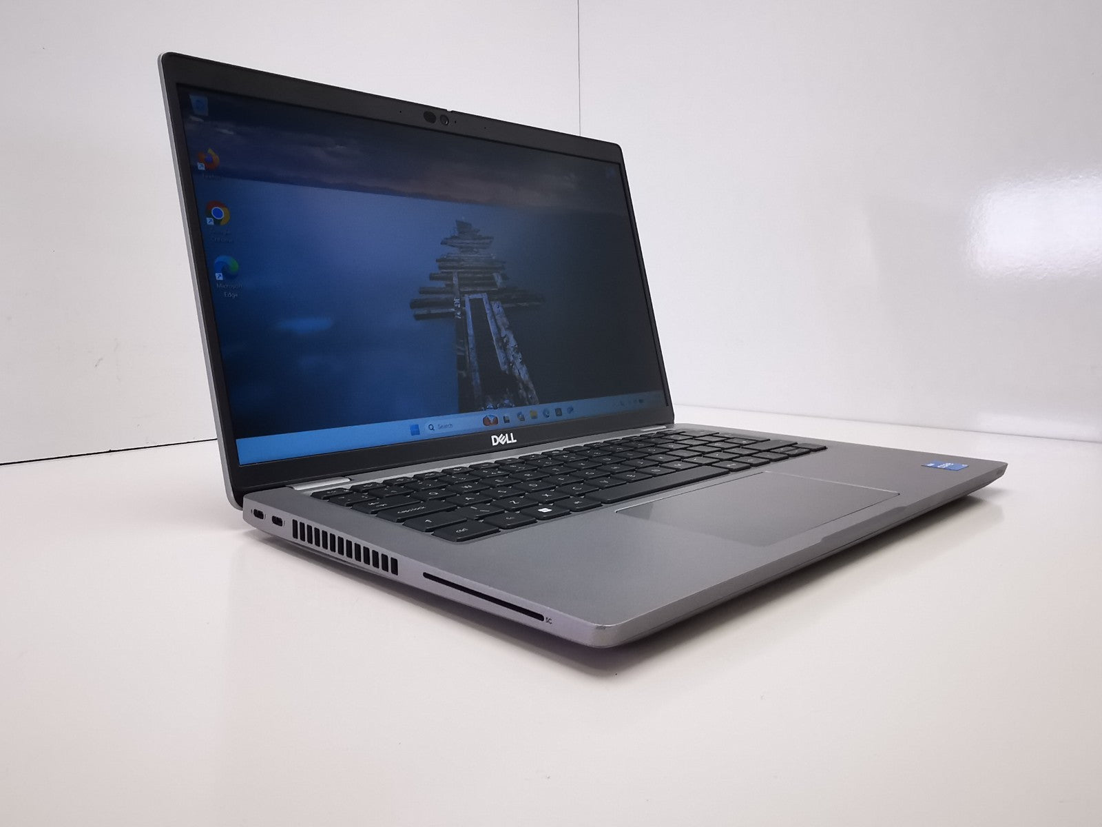 Dell Latitude 5430 14" Laptop - 12th Gen i5/8GB RAM/256GB NVMe SSD/Win 11 Pro
