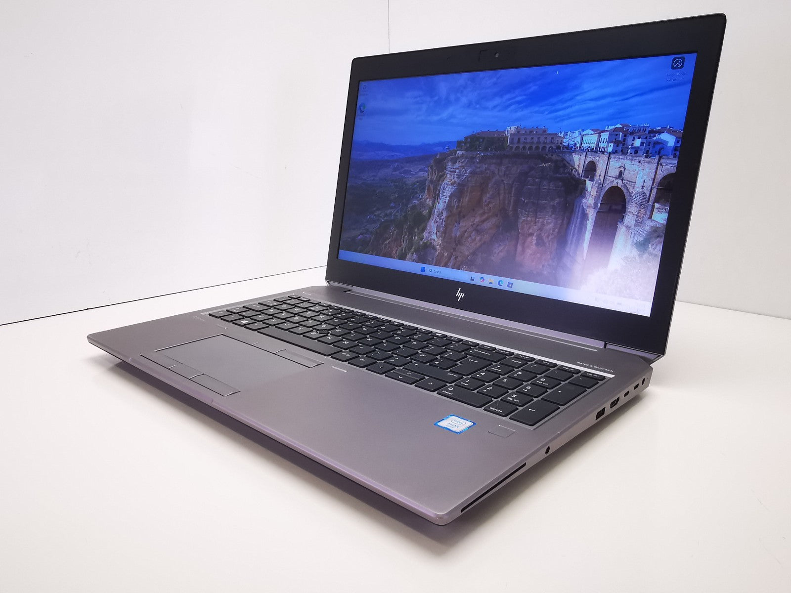 HP ZBook 15 G5 15.6" Laptop - Intel Xeon/32GB RAM/512GB NVMe SSD/Win 11 Pro