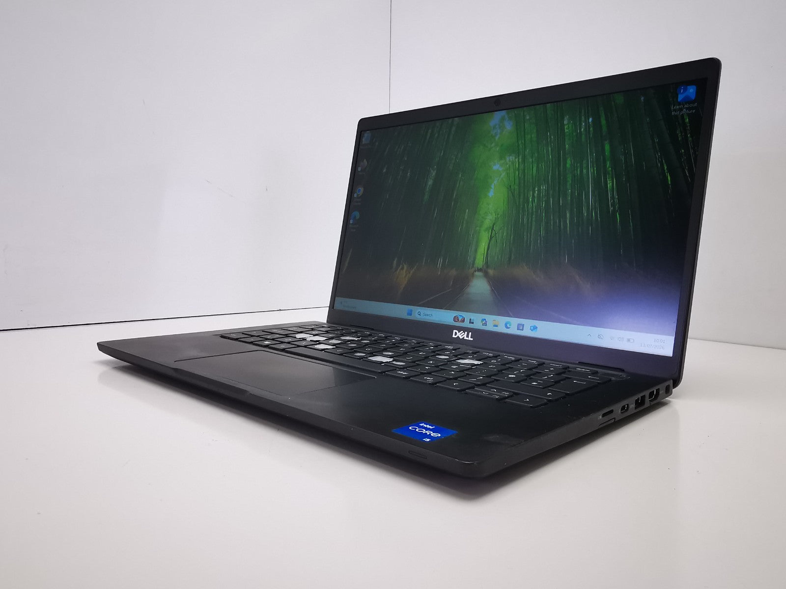 Dell Latitude 7320 13.3" Laptop - 11th Gen i5/8GB RAM/256GB NVMe/Windows 11 Pro