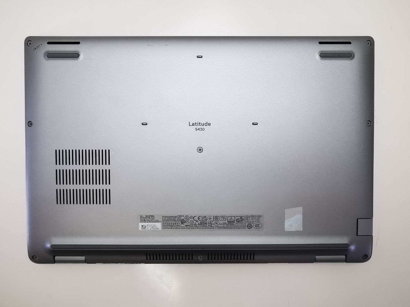 Dell Latitude 5430 14" Laptop - 12th Gen i5/8GB RAM/256GB NVMe SSD/Win 11 Pro