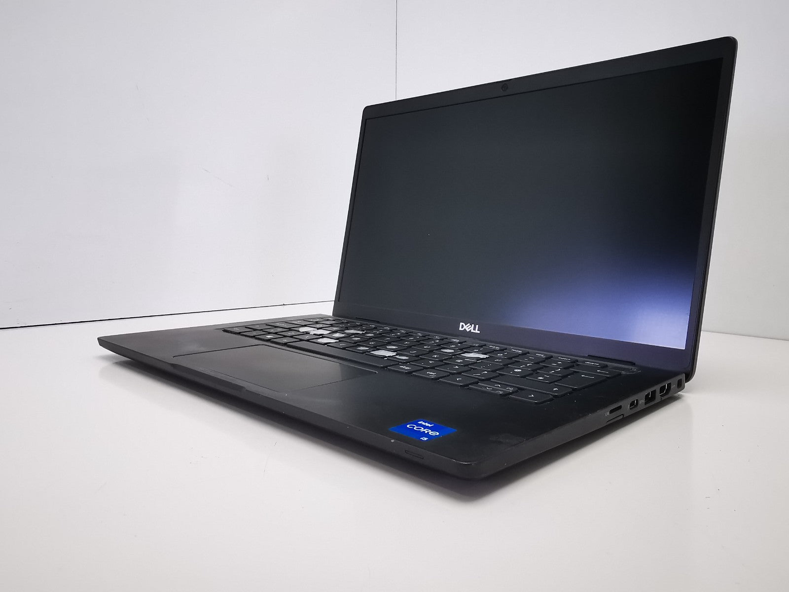 Dell Latitude 7320 13.3" Laptop - 11th Gen i5/8GB RAM/256GB NVMe/Windows 11 Pro