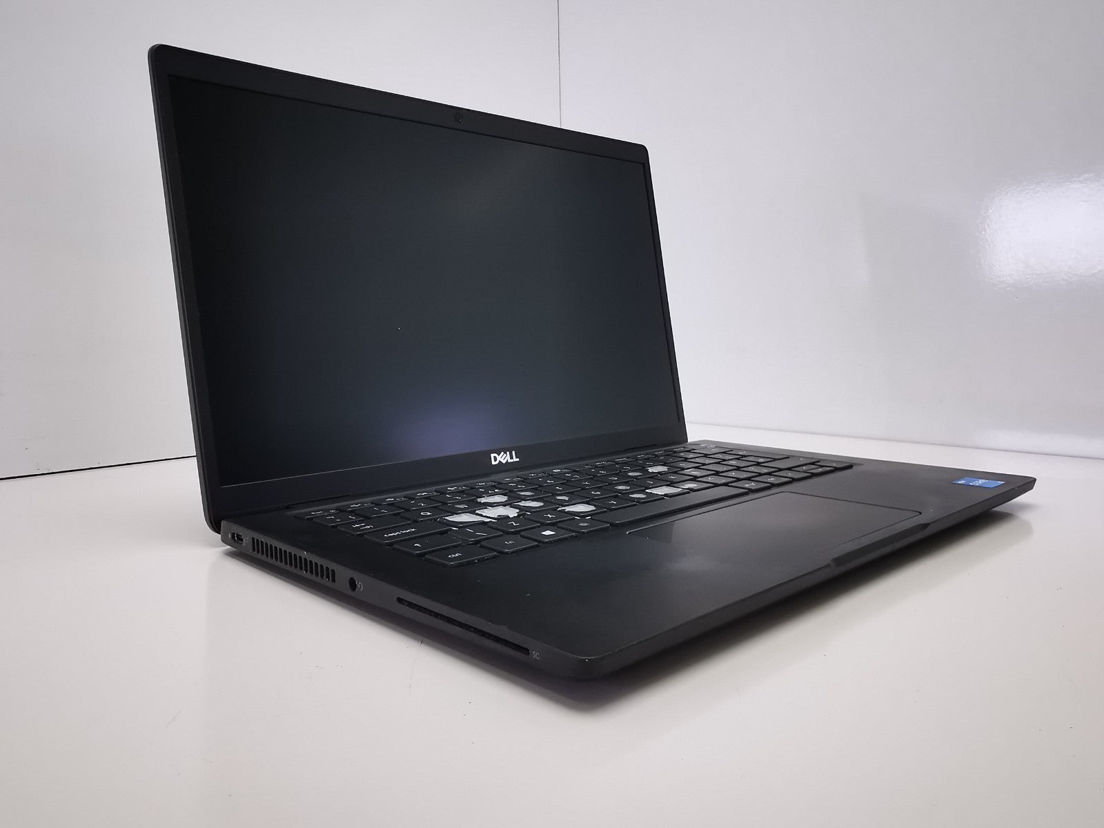 Dell Latitude 7320 13.3" Laptop - 11th Gen i5/8GB RAM/256GB NVMe/Windows 11 Pro