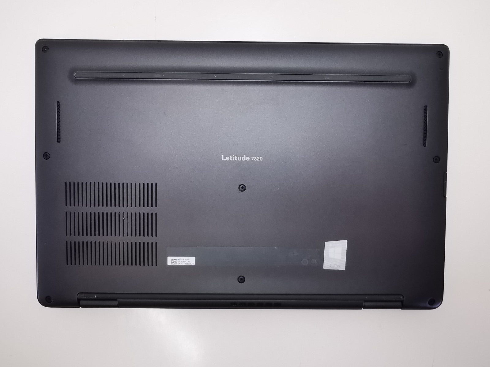 Dell Latitude 7320 13.3" Laptop - 11th Gen i5/8GB RAM/256GB NVMe/Windows 11 Pro
