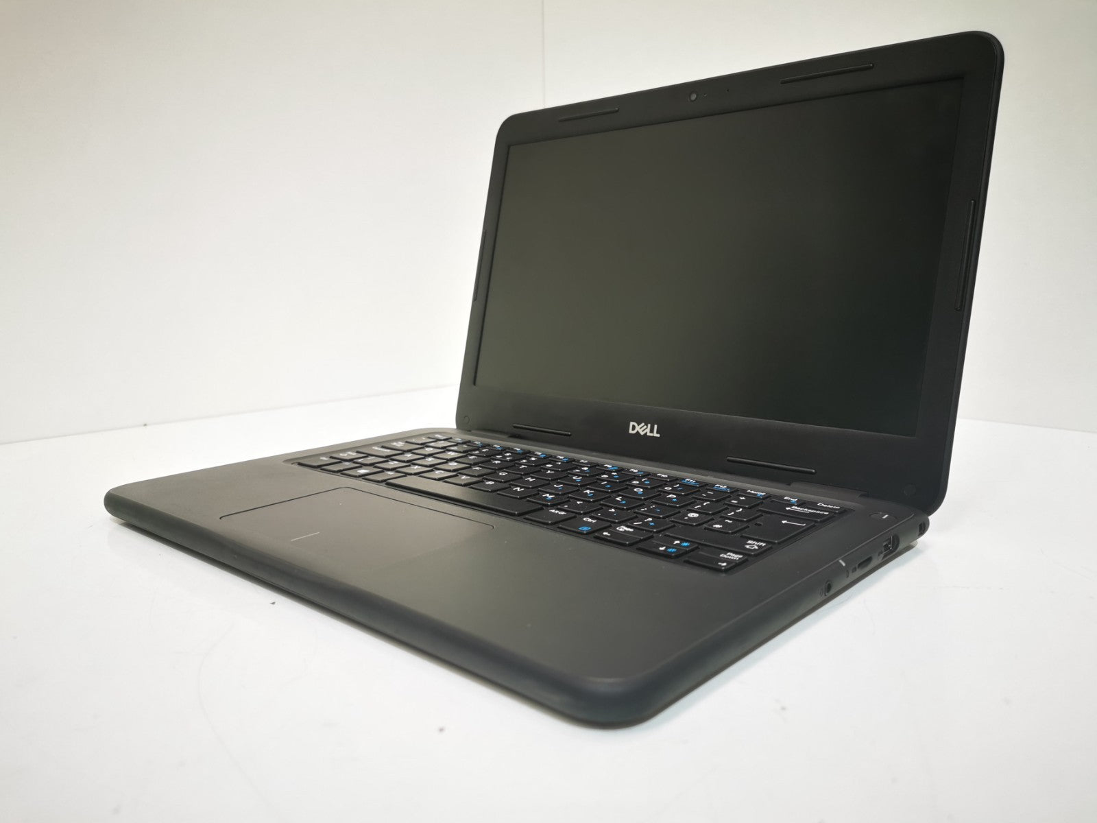 Dell Latitude 3300 13.3" Laptop i5 8GB 256GB SSD Win11 Pro – Tested