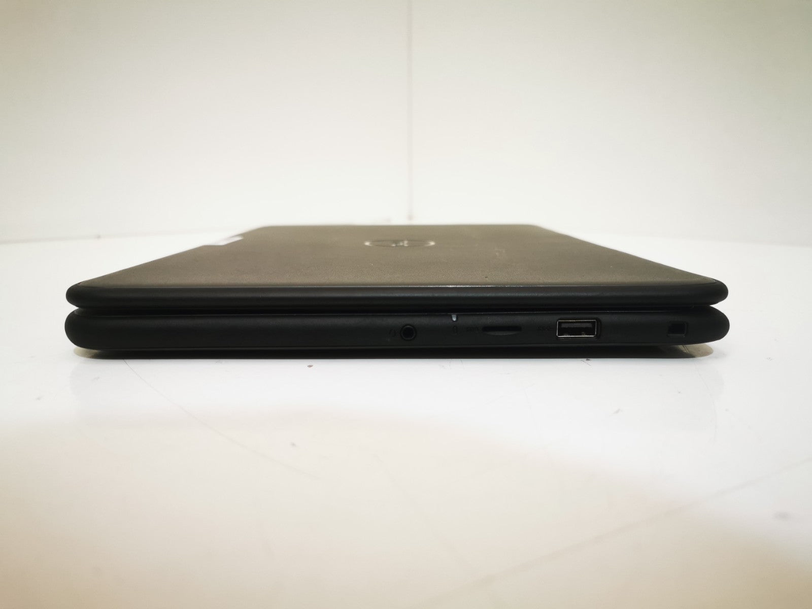 Dell Latitude 3300 13.3" Laptop i5 8GB 256GB SSD Win11 Pro – Tested