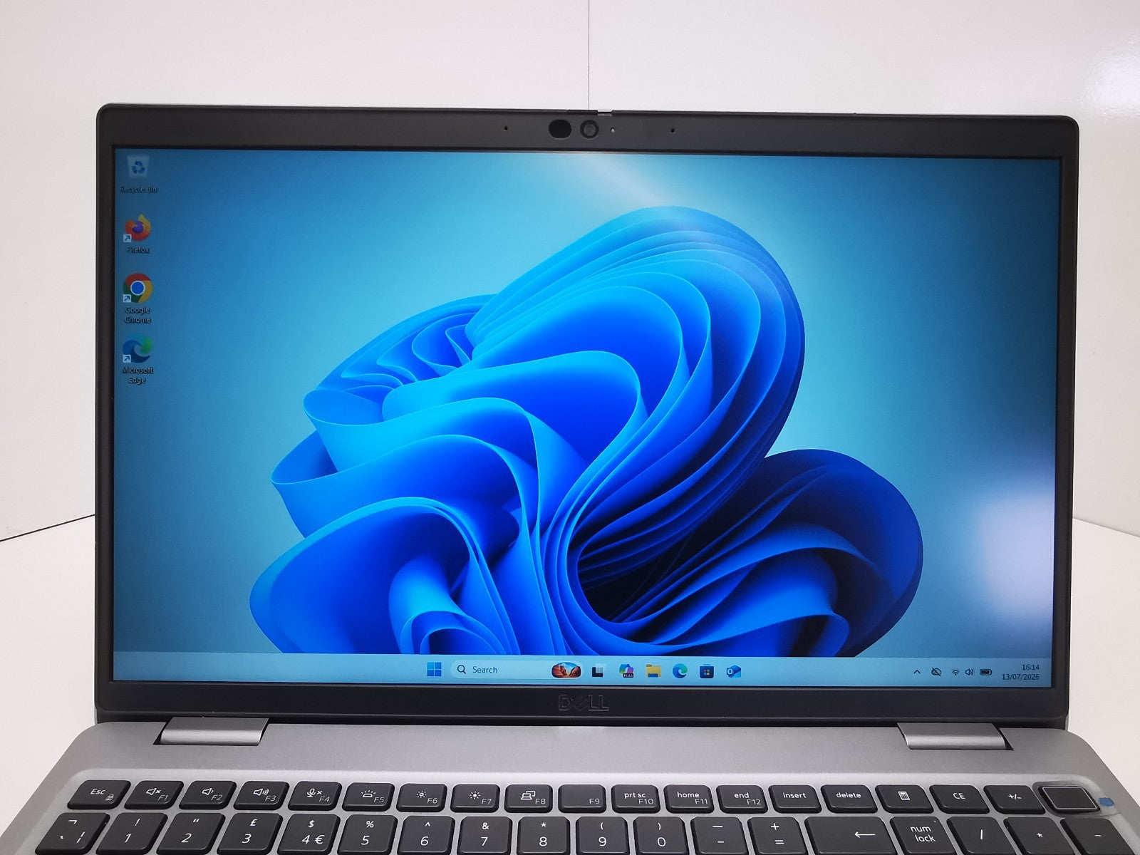 Dell Latitude 5530 15.6" Laptop - 12th Gen i5/8GB RAM/256GB SSD/Windows 11 Pro