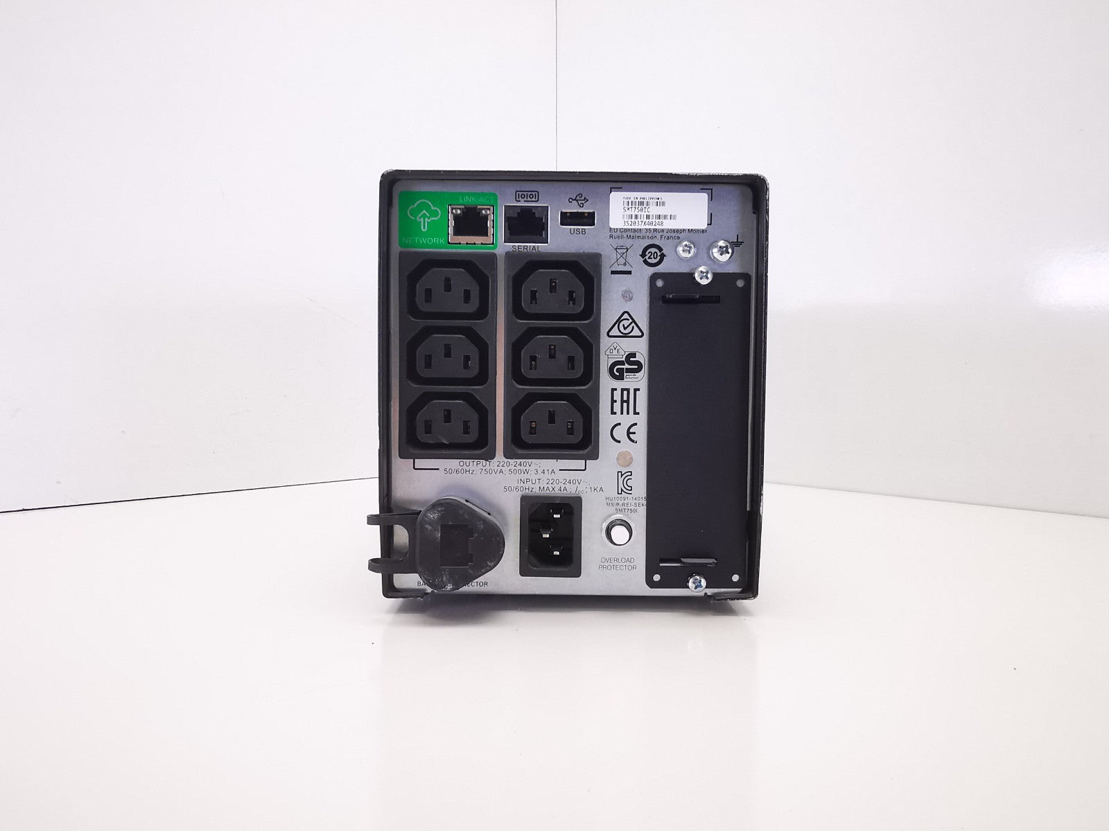 APC Smart UPS 750 (SMT750IC) UPS - Batteries Removed - Spares Or Repairs