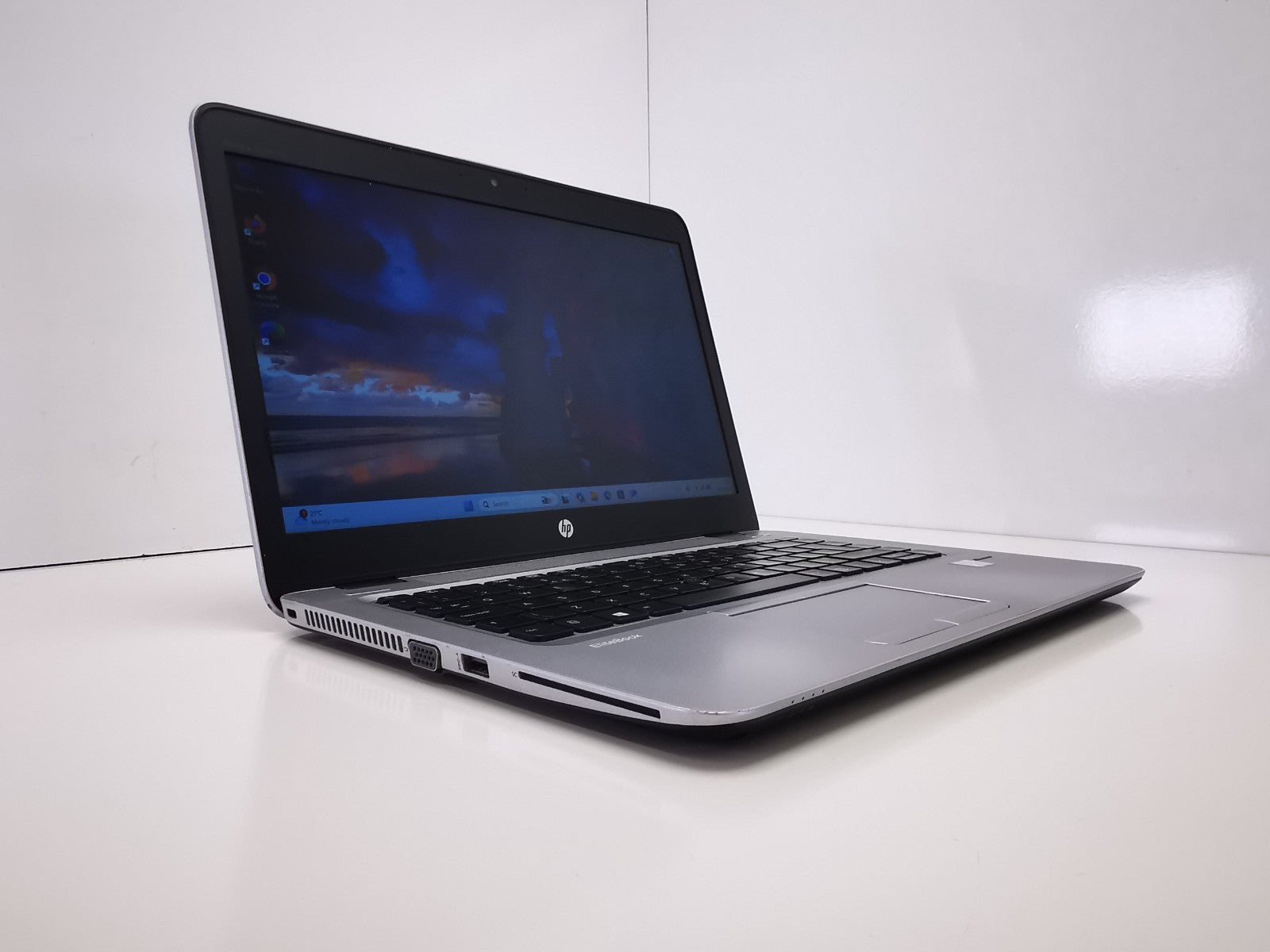 HP EliteBook 840 G4 14" Laptop - 7th Gen i7/8GB RAM/256GB NVMe SSD/Win 11 Pro