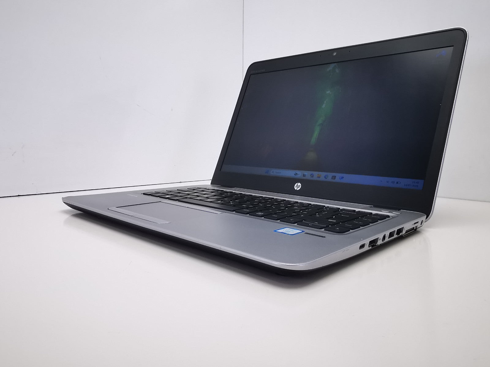 HP EliteBook 840 G4 14" Laptop - 7th Gen i7/16GB RAM/256GB NVMe SSD/Win 11 Pro