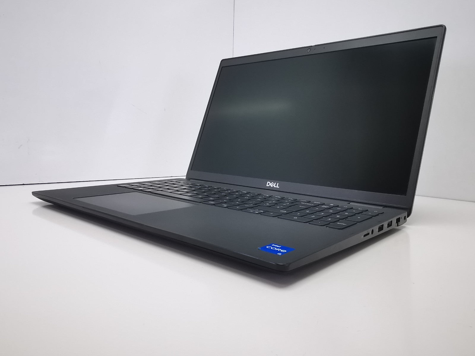 Dell Latitude 3520 15.6" Laptop - 11th Gen i5/8GB RAM/256GB NVMe SSD/Win 11 Pro