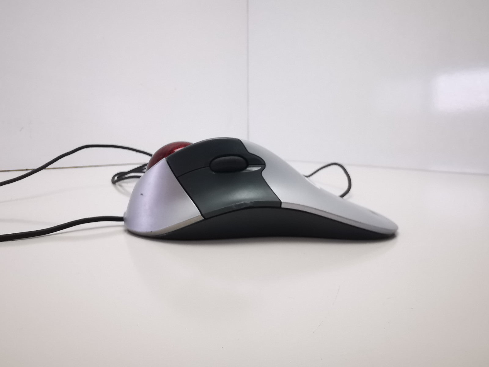 Microsoft Trackball Explorer 1.0 Ball Mouse - USB