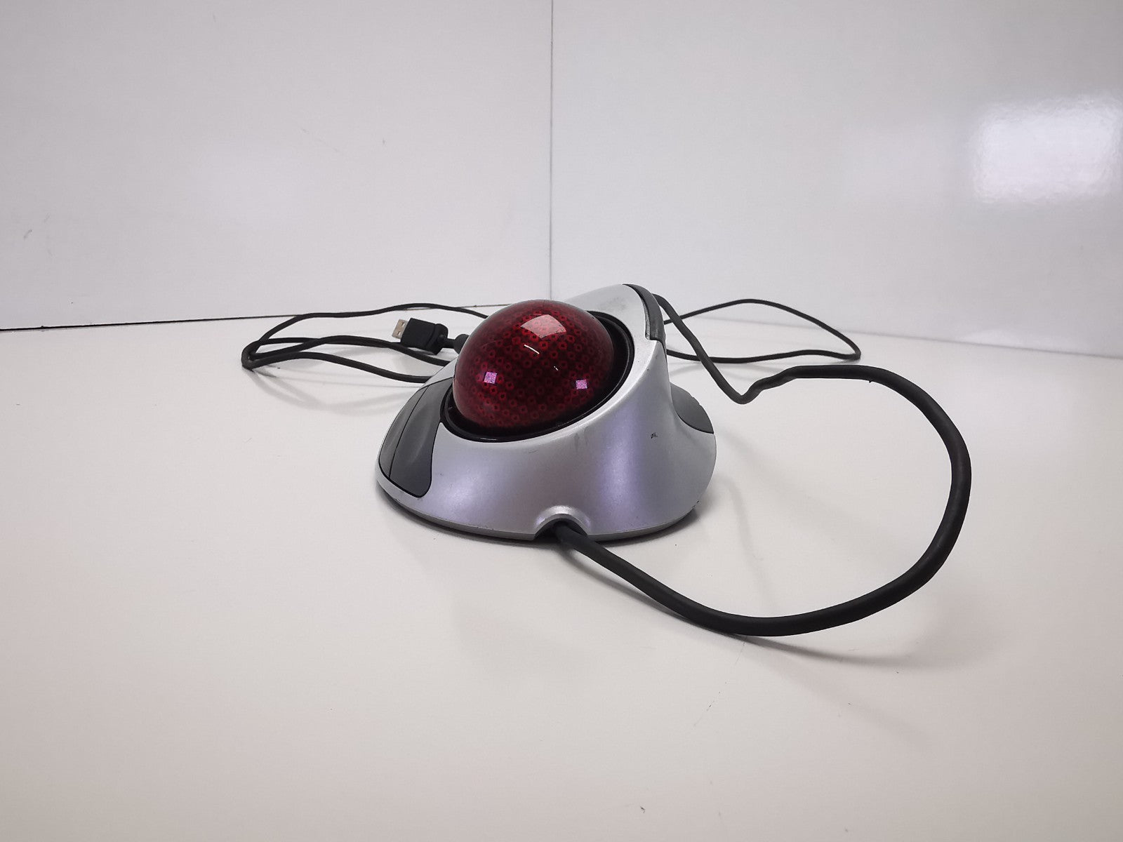 Microsoft Trackball Explorer 1.0 Ball Mouse - USB