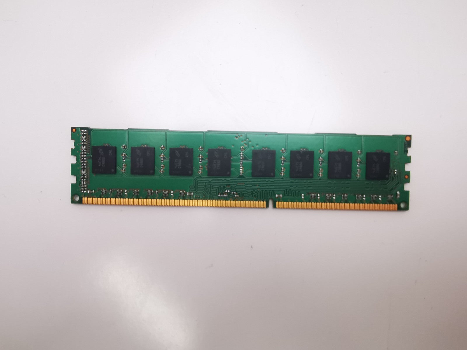 Gigabyte GA-H81M-DS2V Motherboard + 4th Gen i5 / 8GB RAM - IO Shield Inc