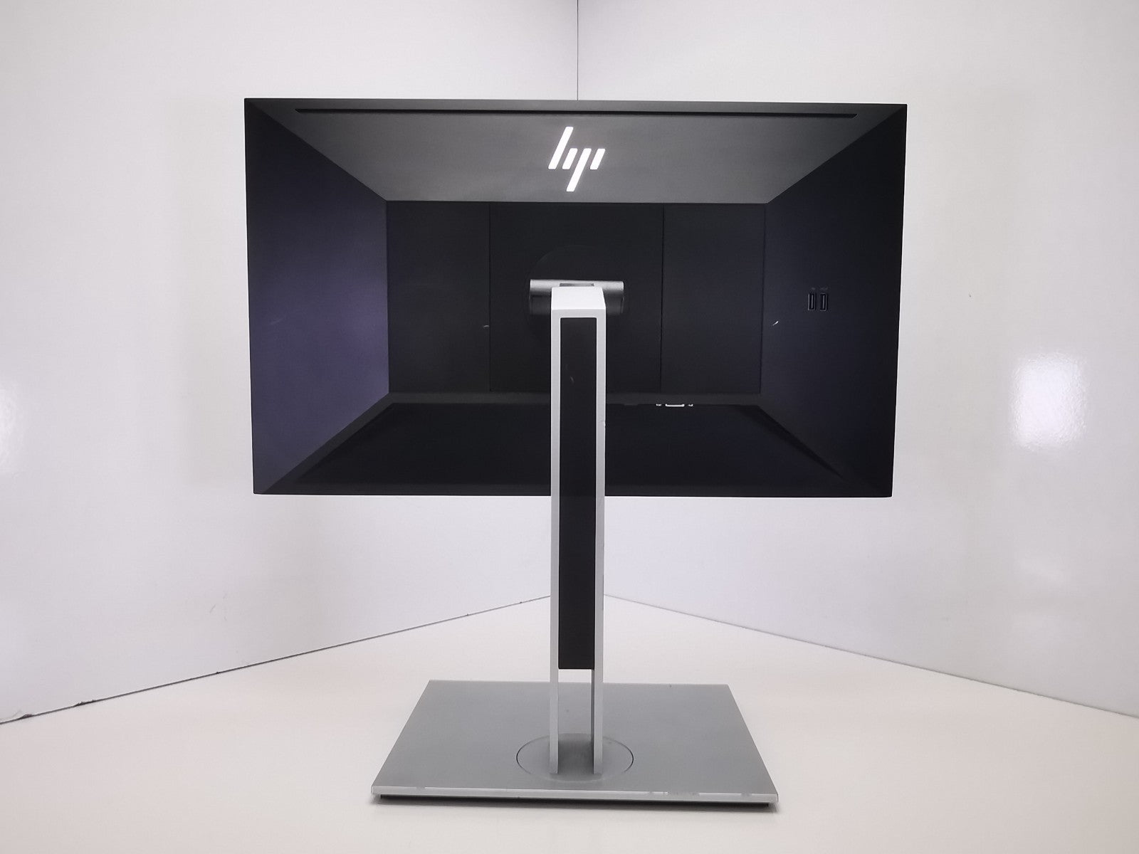 HP E23 G4 FHD 23" Monitor - 1x HDMI / 1x VGA / 1x DisplayPort / 4x USB - DEFECTS