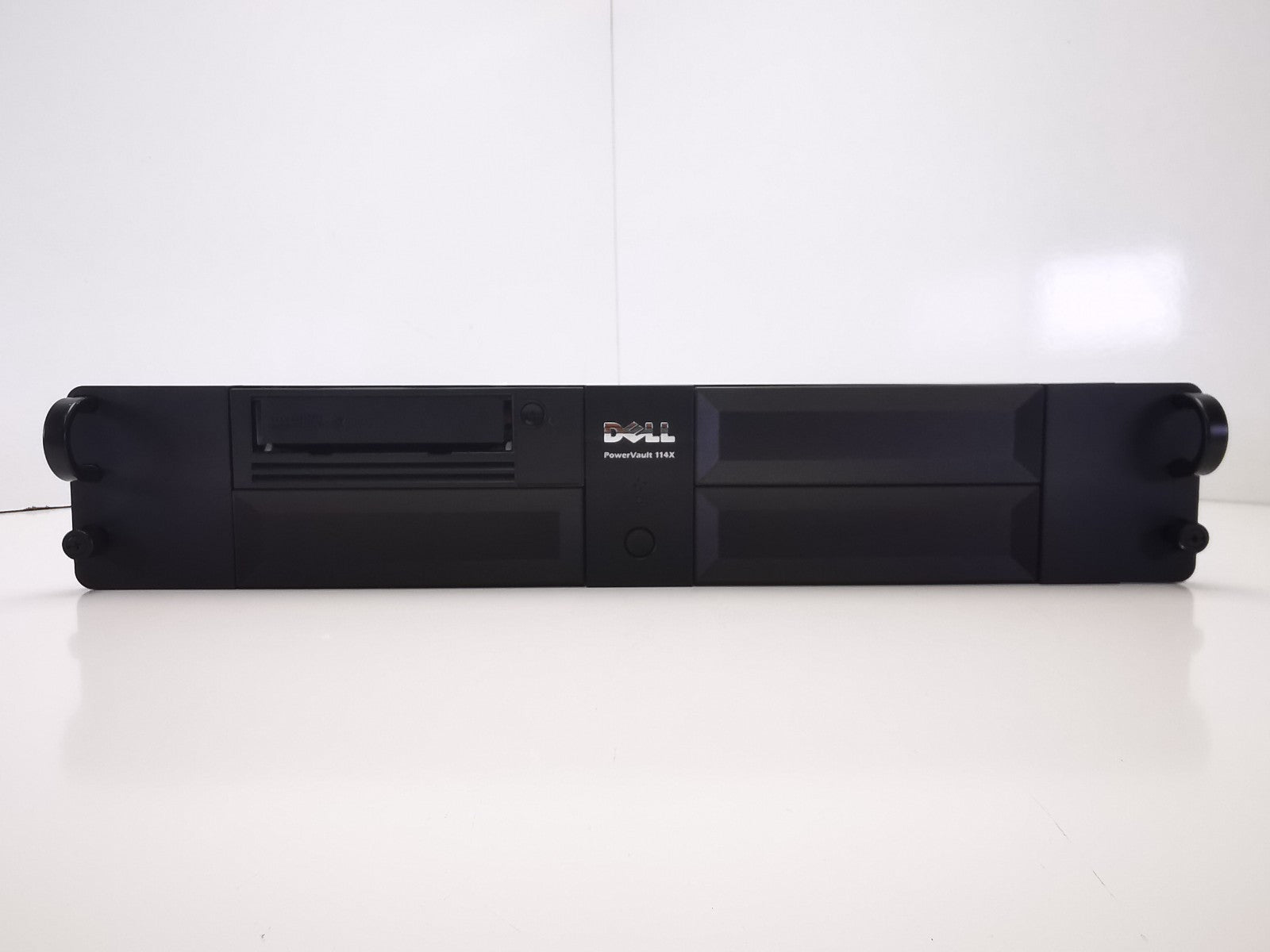 Dell PowerVault 114X Tape Storage Enclosure - NO TAPES INCLUDED