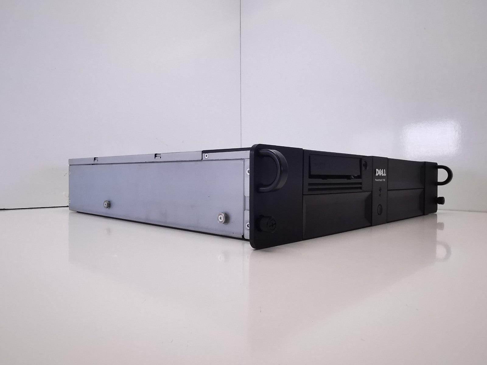 Dell PowerVault 114X Tape Storage Enclosure - NO TAPES INCLUDED