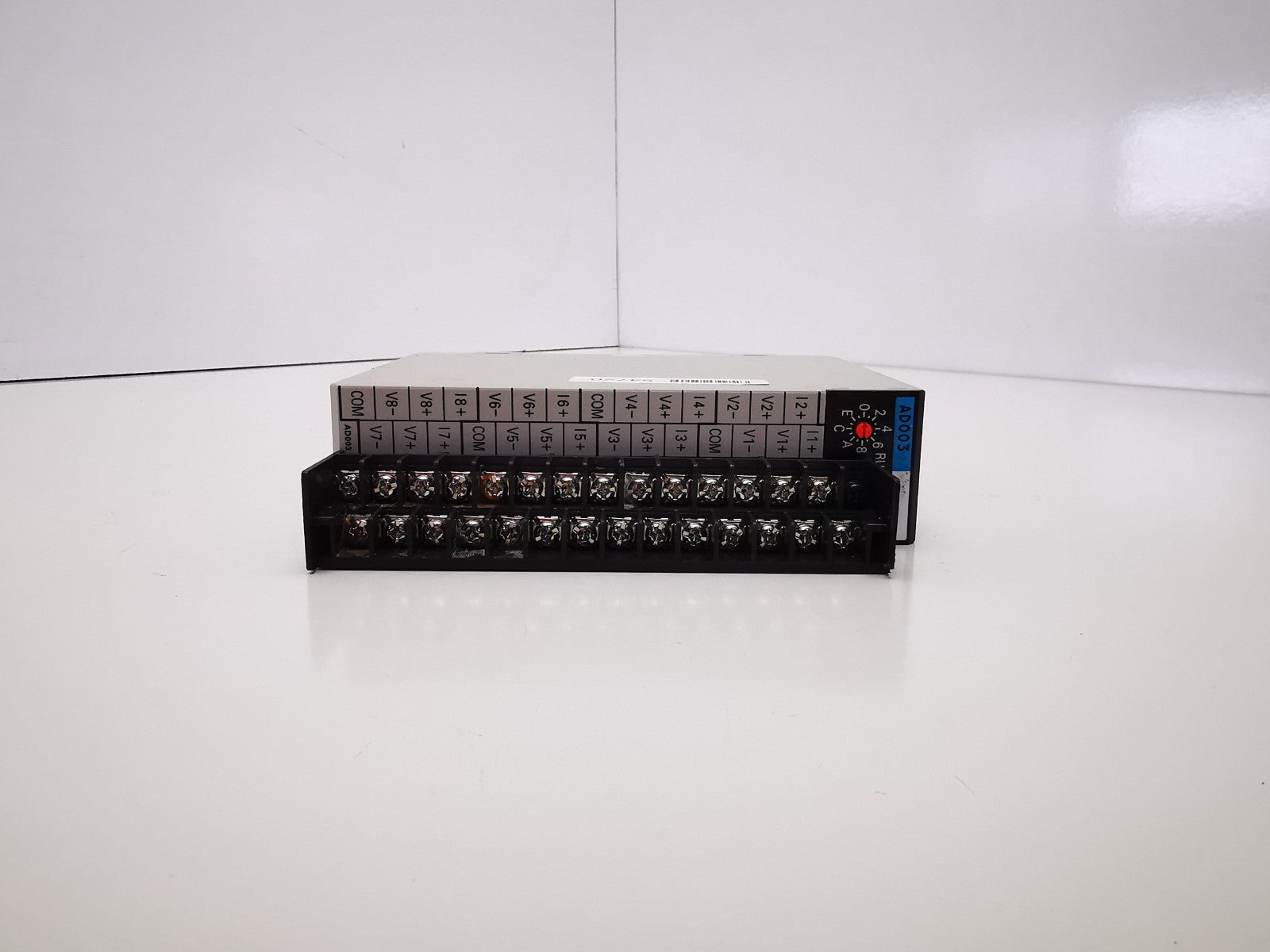 Omron C200H-AD003 Analog Input Unit - UNTESTED - READ DESC