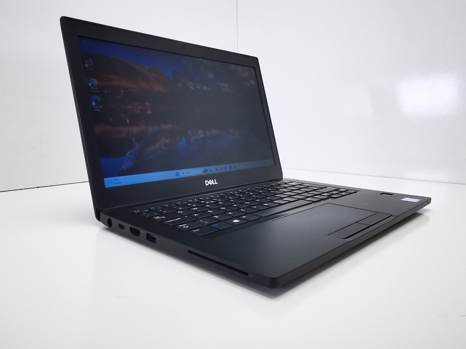 Dell Latitude 7290 12.5" Laptop - 8th Gen i7/8GB RAM/256GB SSD/Win 11 Pro