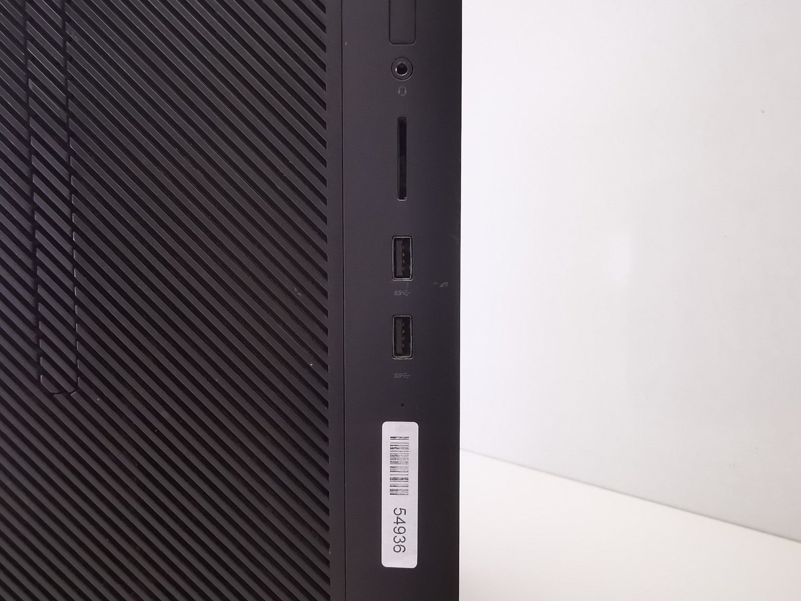 HP 290 G2 MT Desktop PC - 8th Gen i3 / 4GB RAM / 256GB SSD / Windows 11 Pro