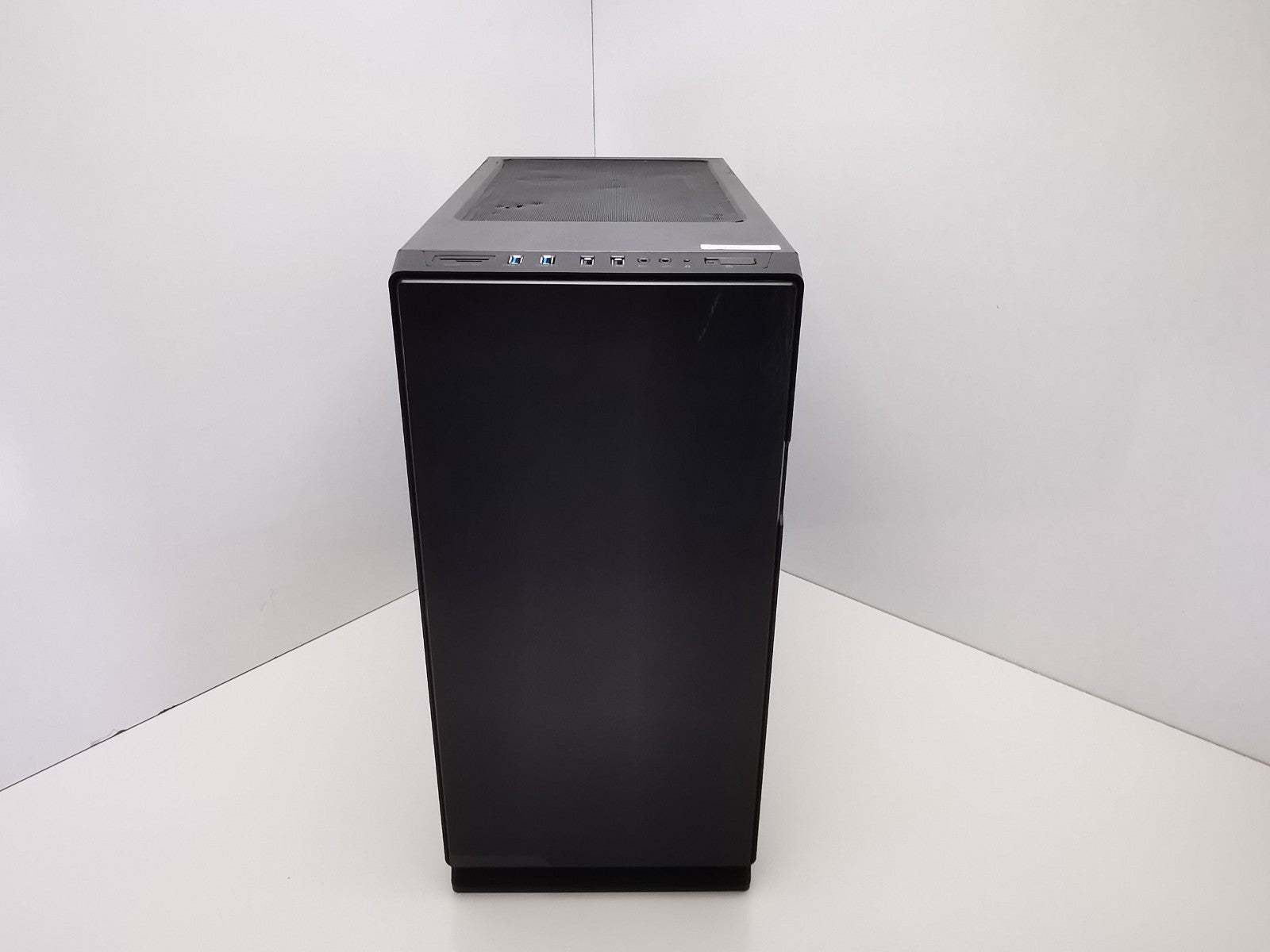Custom Gaming Desktop PC - 7th Gen i7/16GB RAM/500GB NVMe SSD/GTX 1050/Win11 Pro