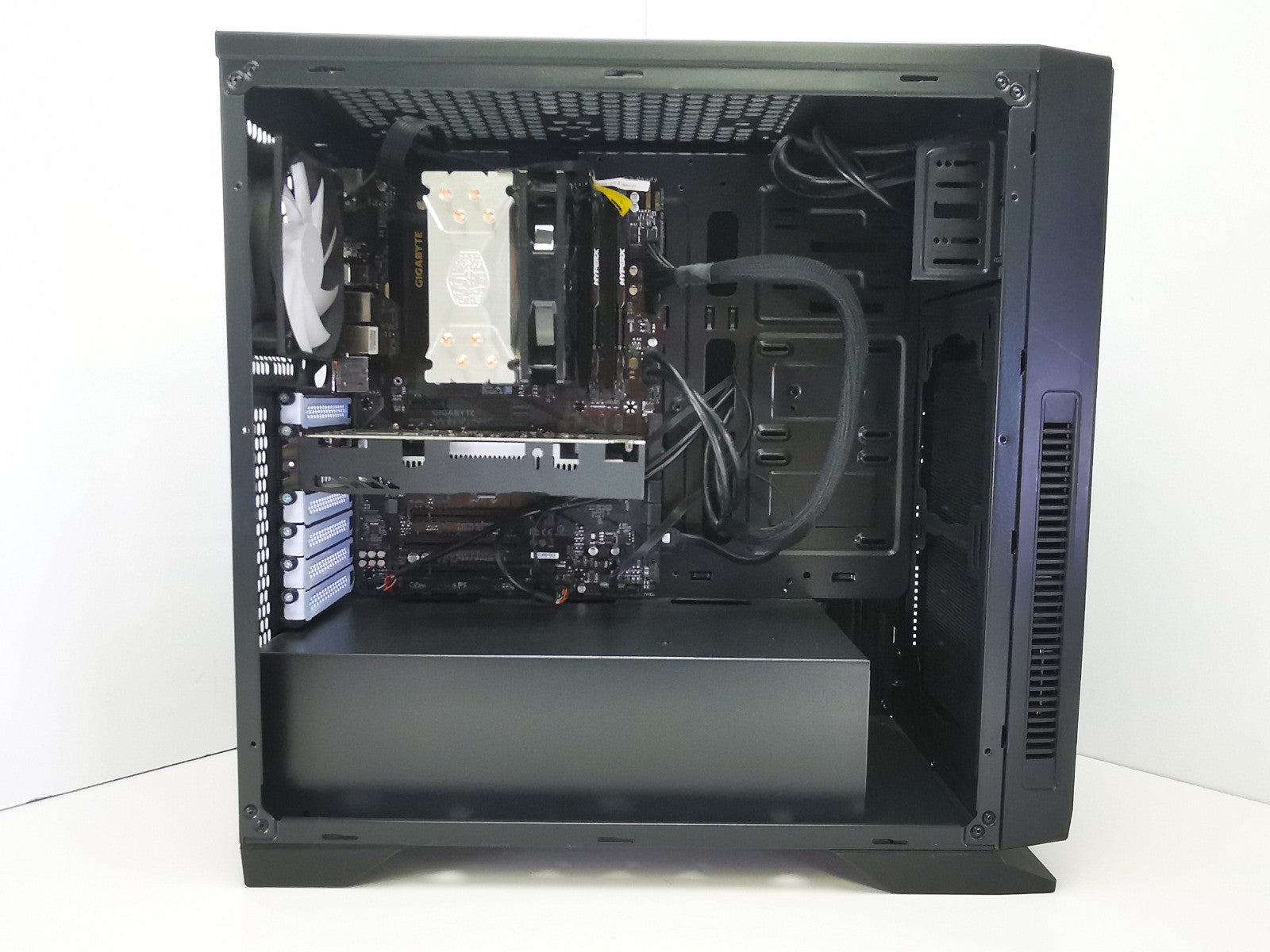 Custom Gaming Desktop PC - 7th Gen i7/16GB RAM/500GB NVMe SSD/GTX 1050/Win11 Pro
