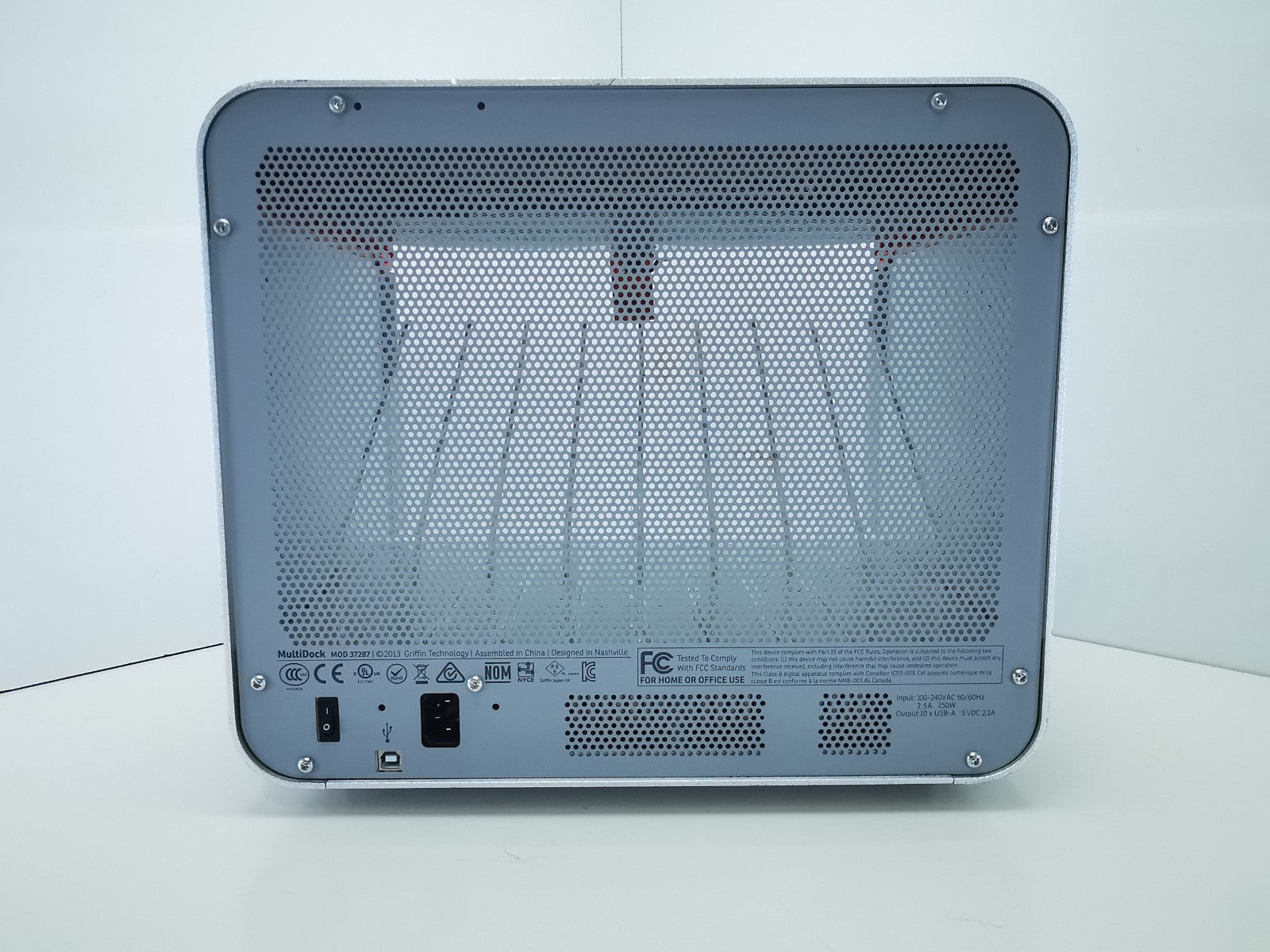 Griffin MultiDock MOD 37278 10-Bay USB Tablet / ipad charging station No key