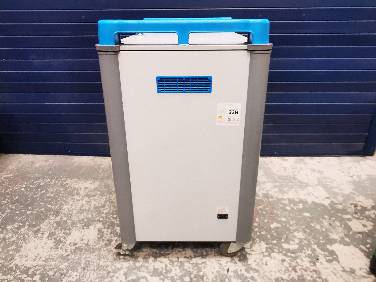 Labcabby 32H 32 Port Laptop Charging & Storage Trolley Cabinet on Wheels