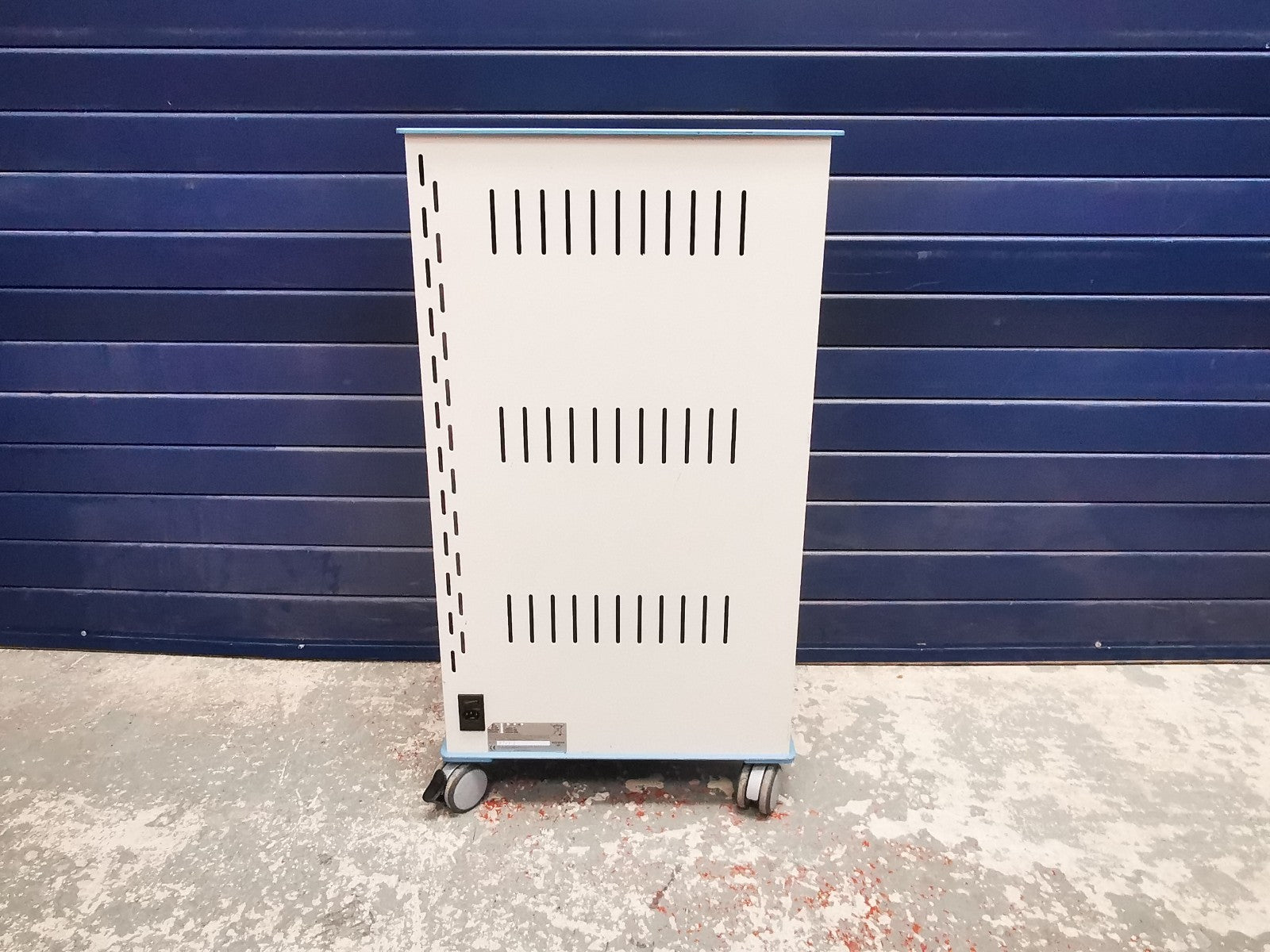 Nuwco Plascart USB Tablet Charging Trolley