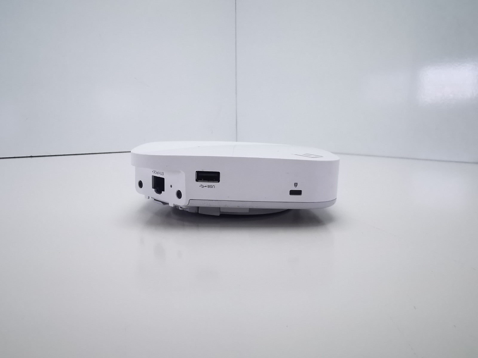 Extreme Networks AP305C WR Wireless Access Point
