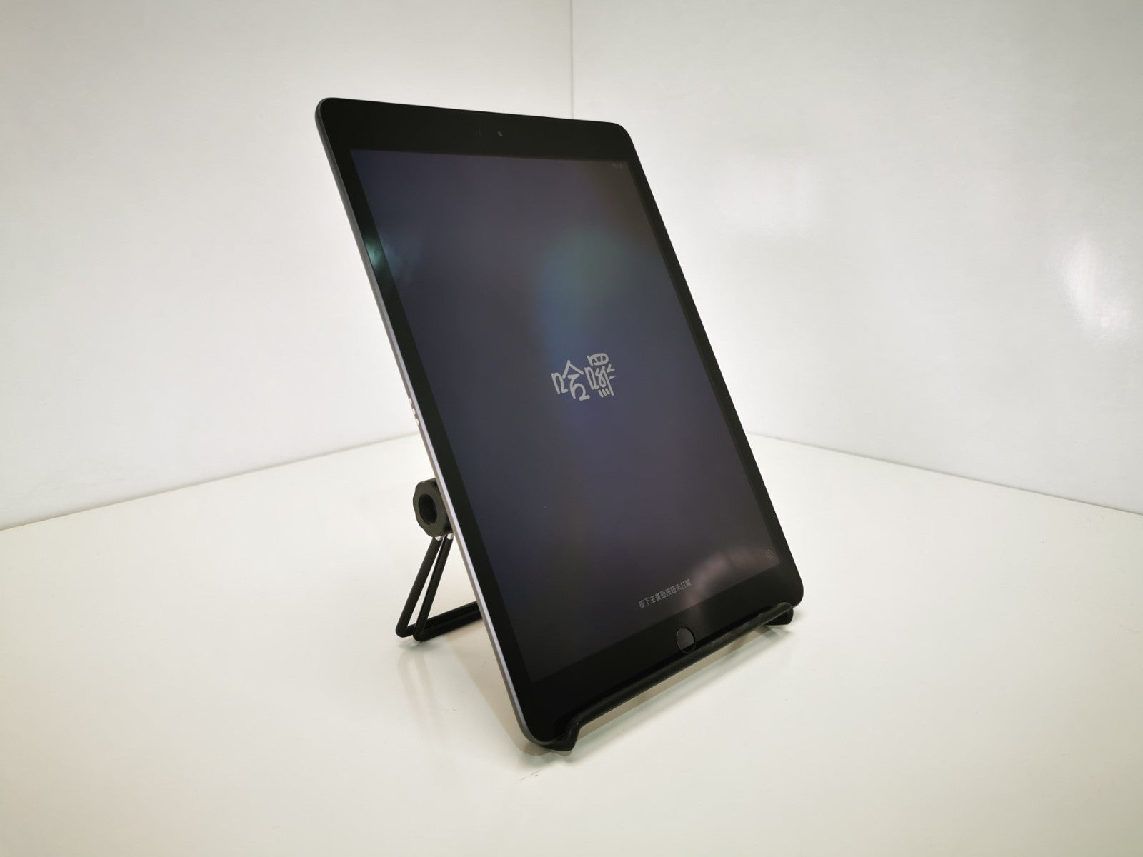 Apple iPad 8th Gen (A2270) - 10.2"/Space Grey/32GB/iOS 26.4/WiFi - Grade A