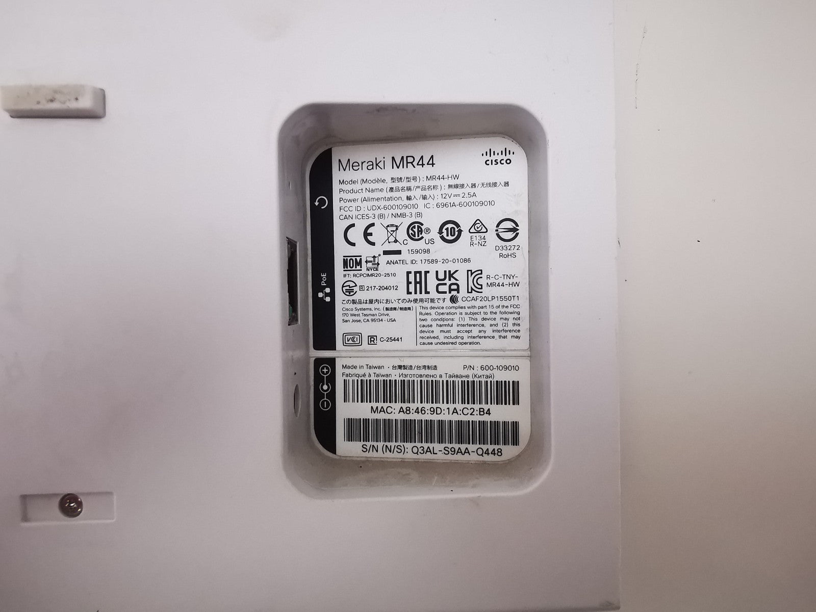 Cisco Meraki MR44 Wireless Access Point - Unclaimed - No Mounting Bracket Inc
