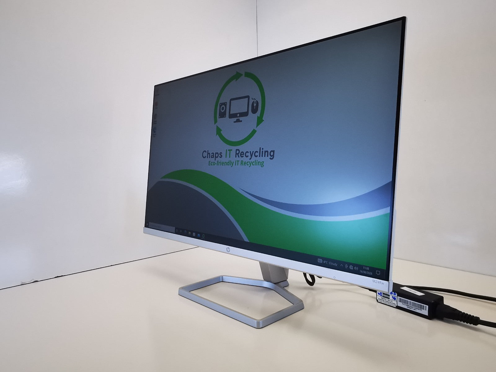 HP M24fw 24" Monitor - 1x VGA / 1x HDMI - Stand Included