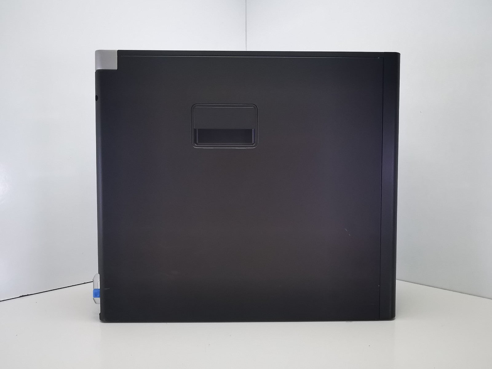 Dell Precision T3610 Workstation PC - Intel Xeon E5/8GB RAM/1TB HDD/250GB SSD