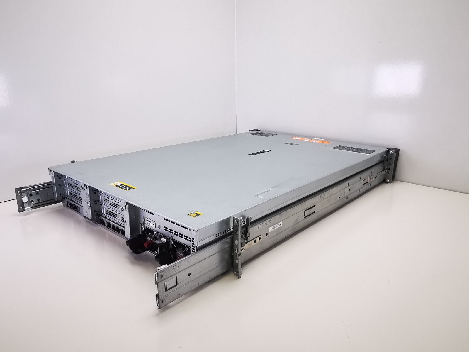 HP ProLiant DL380 Gen10 Rack Server - 2x Xeon Gold 2662/8GB RAM - NO HDDS