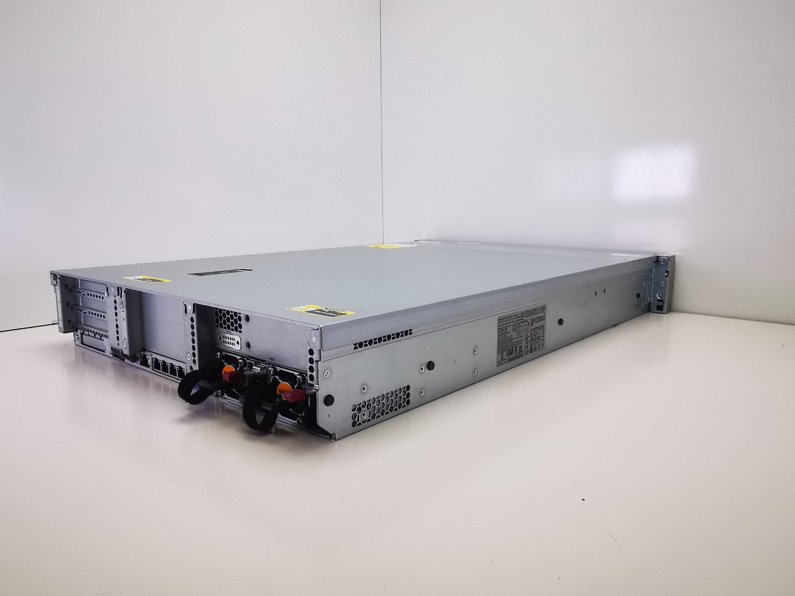 HP ProLiant DL380 Gen 9 Rack Server - 2x Xeon E5-2698 V3/8GB RAM - NO HDDS