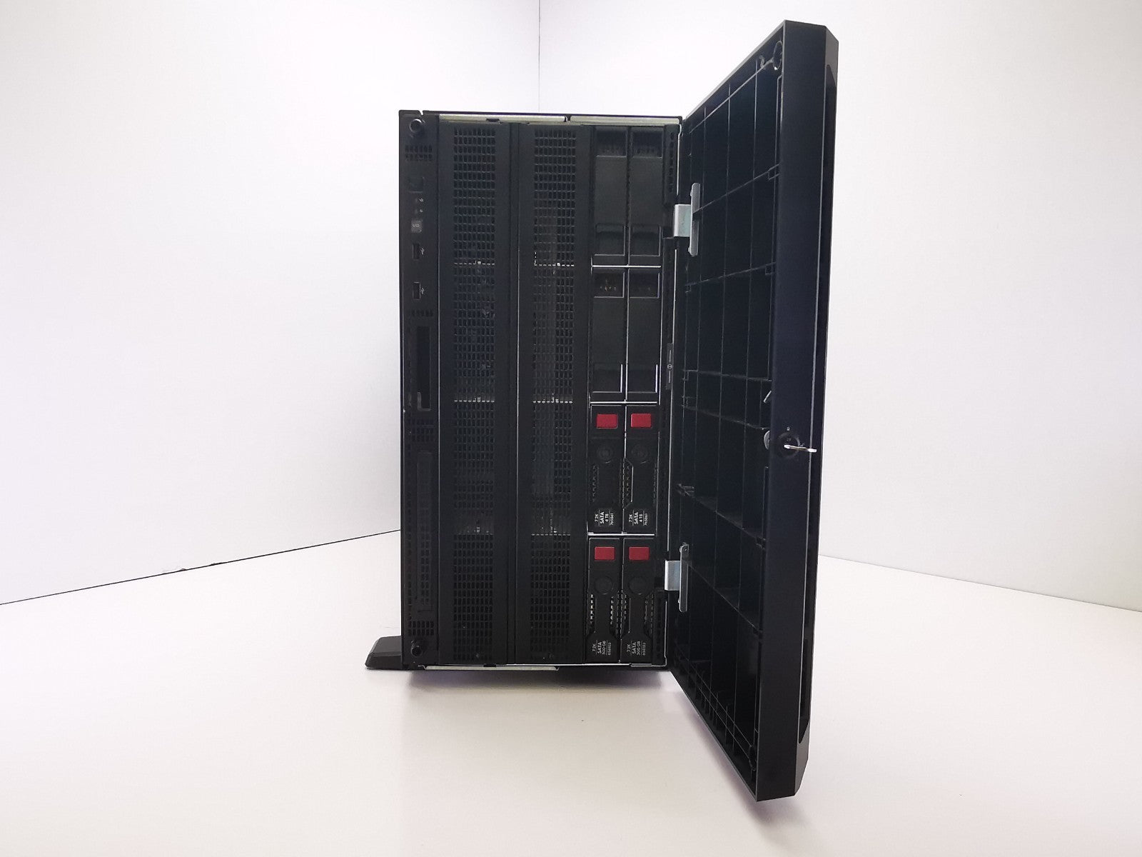HP Proliant ML350 Gen9 Desktop Server - Xeon E5-2609 V3/8GB RAM - NO HDDS INC