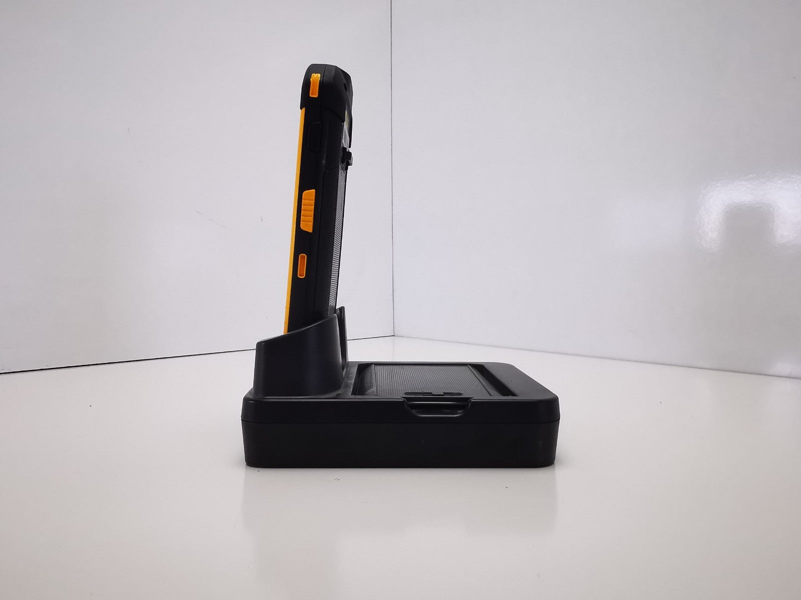CipherLab RS35 Handheld PDA - 5.5" / 32GB / Android 10 / USB-C
