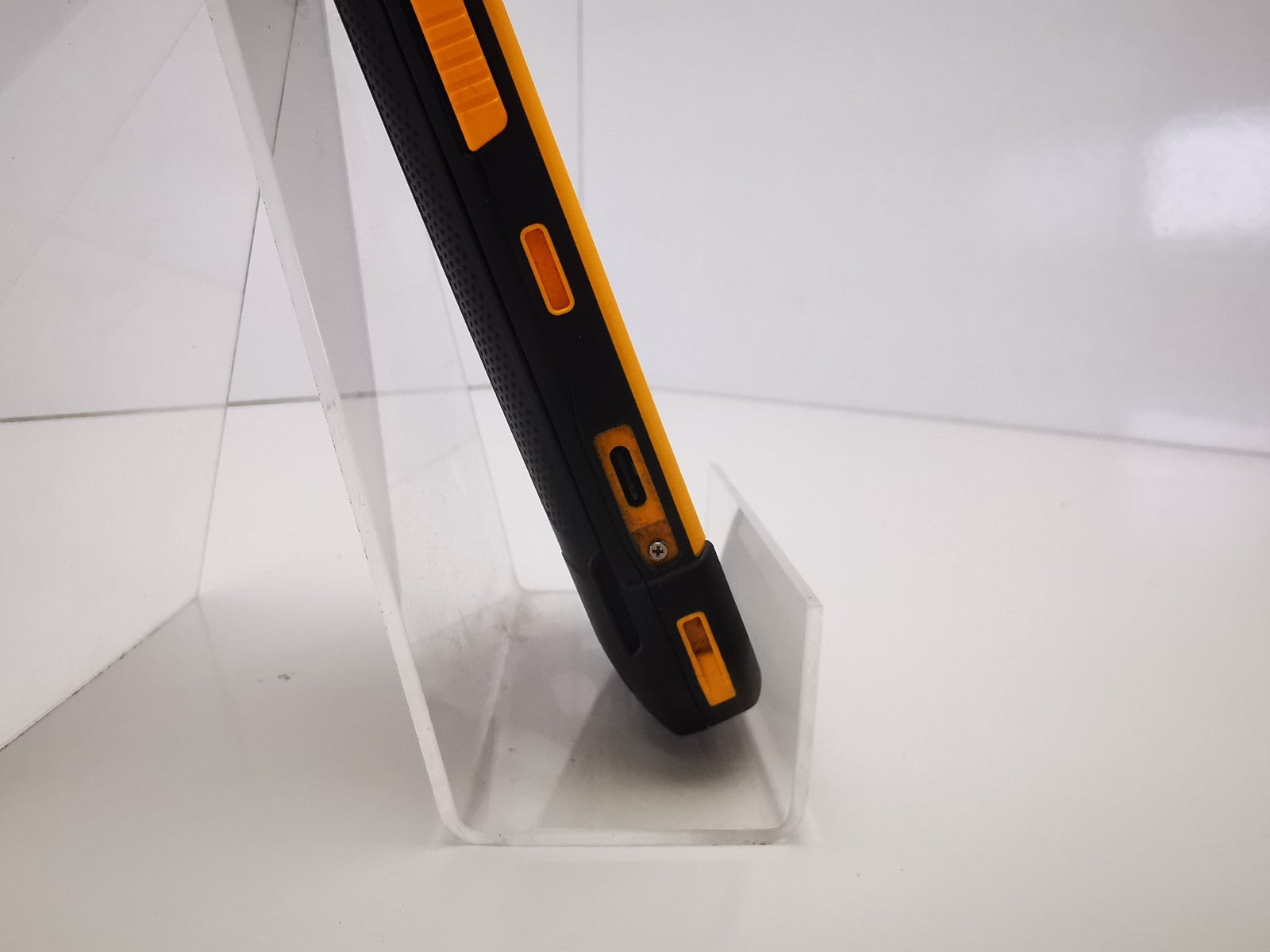 CipherLab RS35 Handheld PDA - 5.5" / 32GB / Android 10 / USB-C - NO DOCK