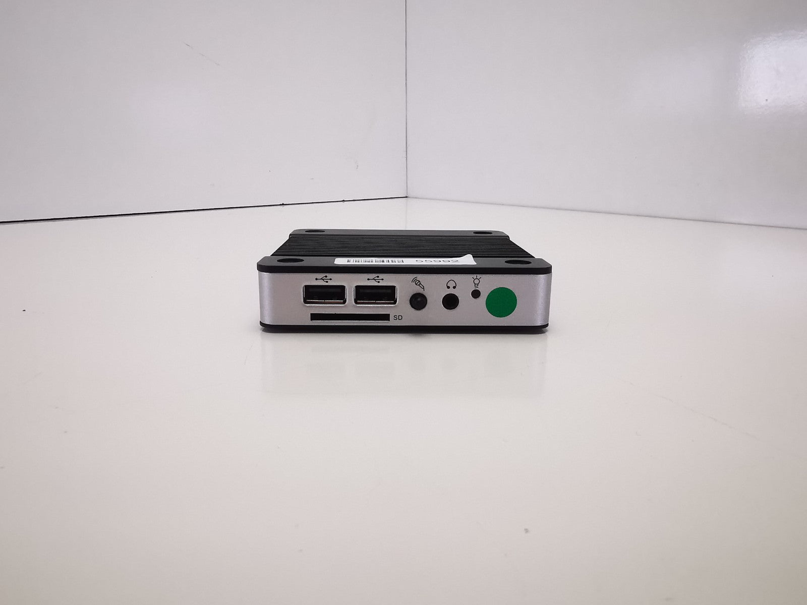 DMP EBOX-3352DX3-AP USFF PC - DM&P Vortex86DX3 Dual Core 1.0GHz/2GB RAM/NO OS