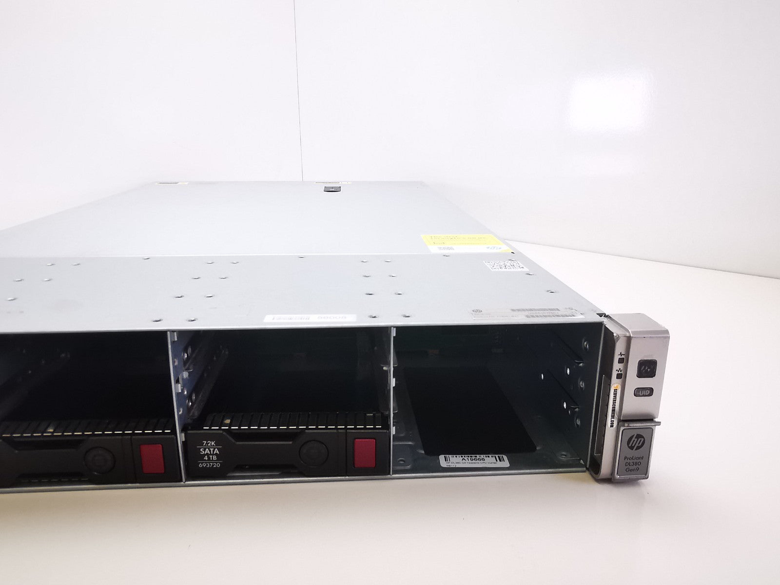 HP ProLiant DL380 Gen 9 Rack Server - 2x Xeon E5-2650 V3/8GB RAM - NO HDDS