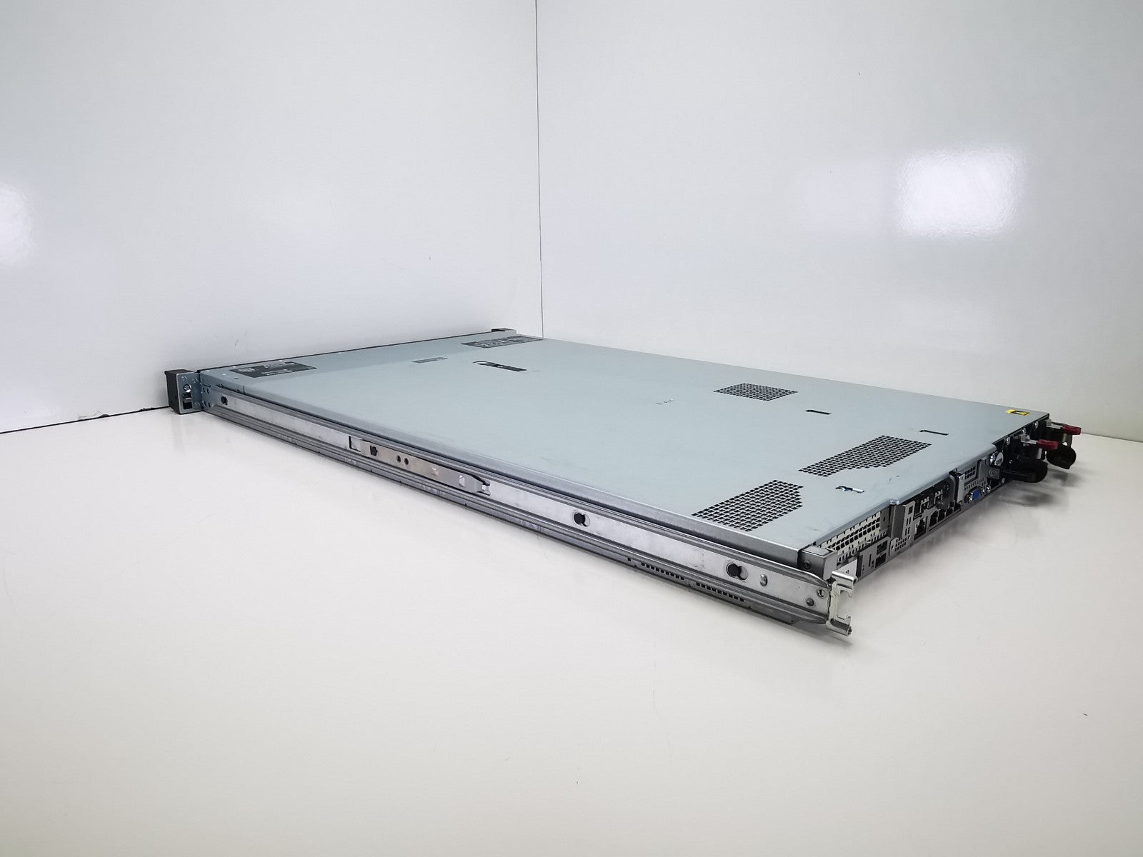 HP ProLiant DL360 Gen10 Rack Server - 2x Xeon Silver 4110/8GB RAM - NO HDDs