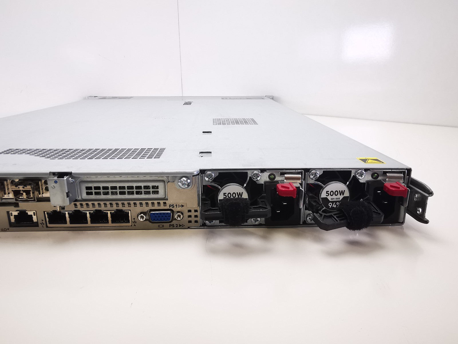 HP ProLiant DL360 Gen10 Rack Server - 2x Xeon Silver 4110/8GB RAM - NO HDDs