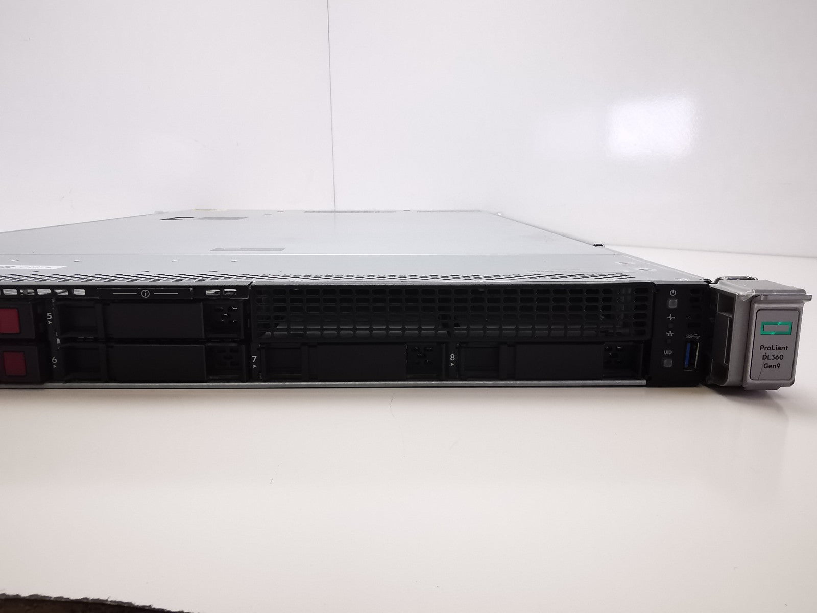 HP ProLiant DL360 Gen9 Rack Server - 2x Xeon E5-2620 V4/8GB RAM - NO HDDs