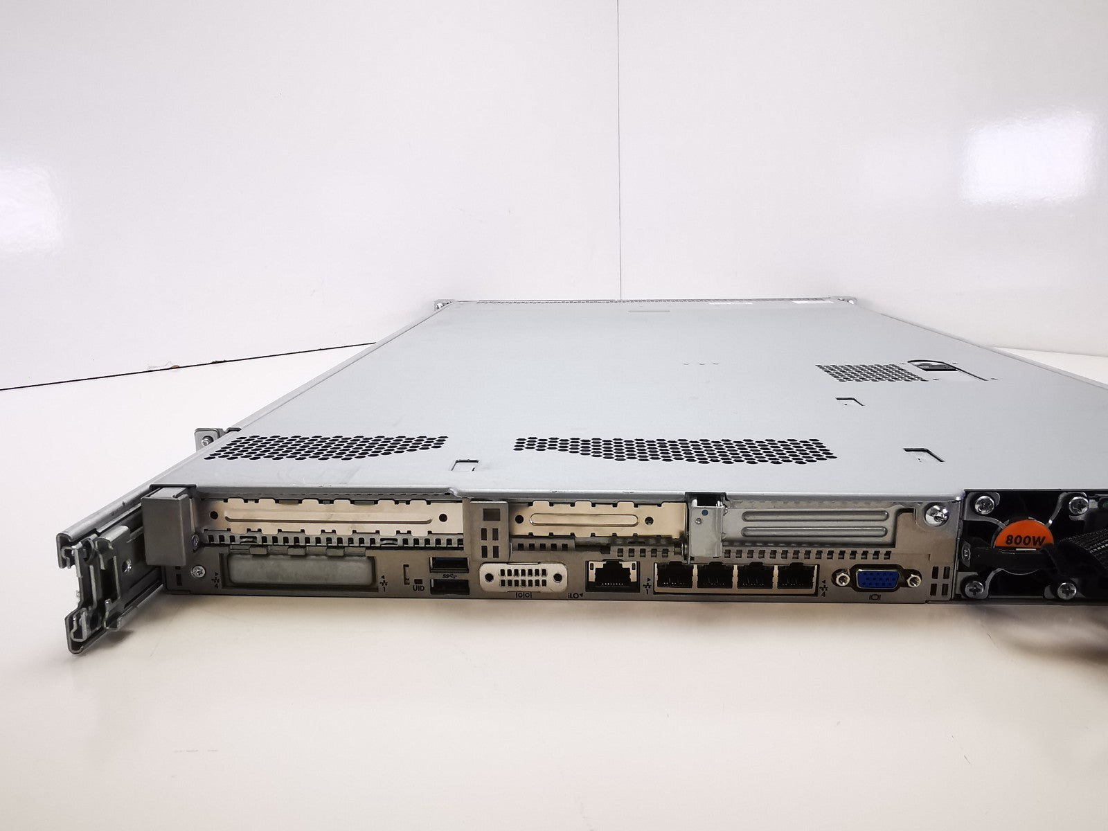 HP ProLiant DL360 Gen9 Rack Server - 2x Xeon E5-2620 V4/8GB RAM - NO HDDs